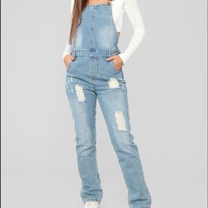 Fashion nova jumpsuit